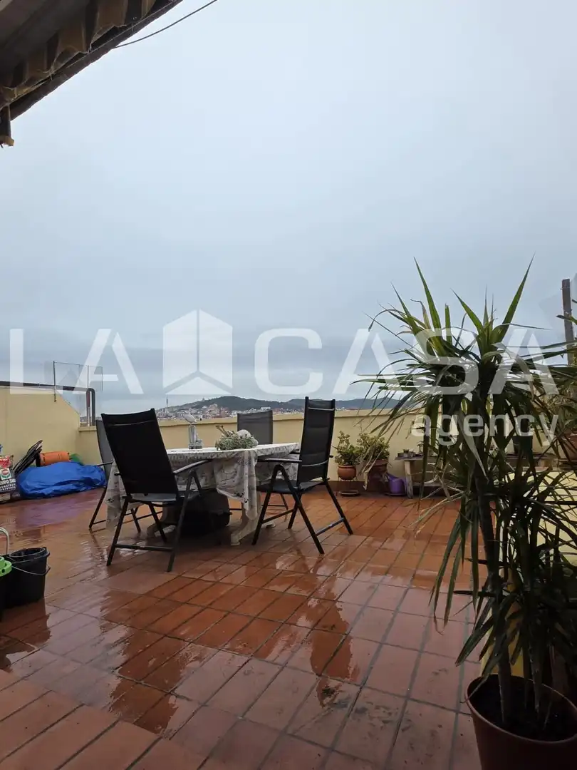 Terrasse von Dachboden zum Verkauf in Barcelona mit Terrasse