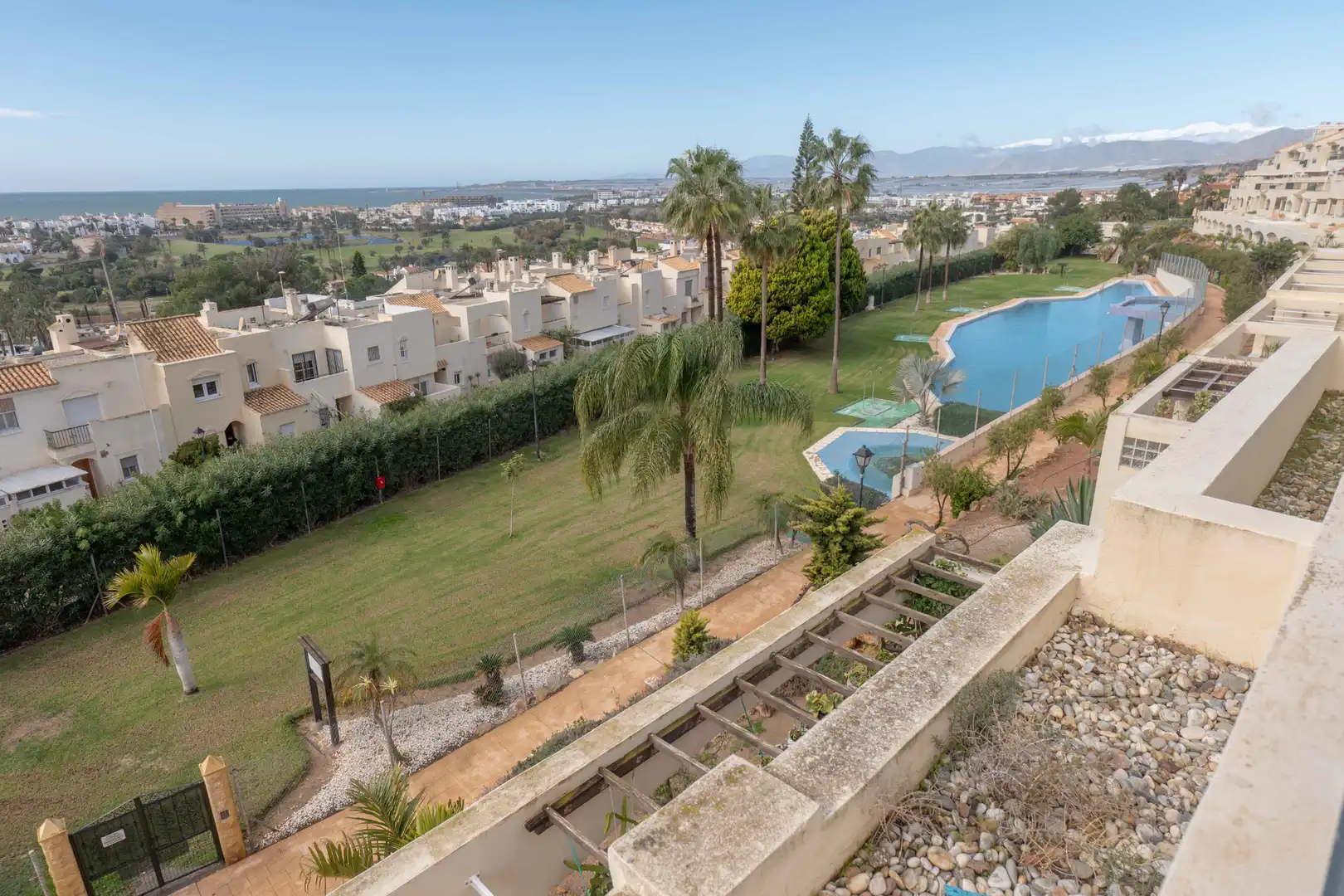 Vista exterior de Piso en venta en El Ejido con Aire acondicionado, Terraza y Trastero