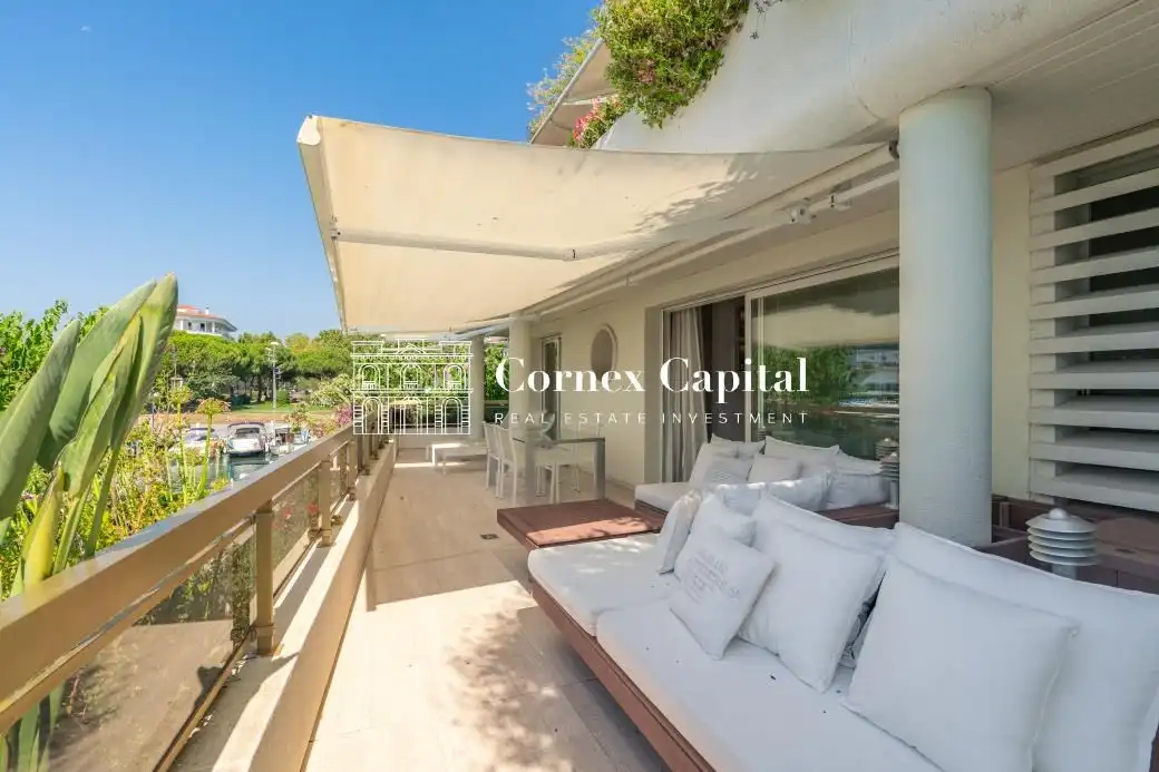 Terrace of Flat for sale in Castell d'Aro, Platja d'Aro i s'Agaró  with Air Conditioner, Heating and Private garden