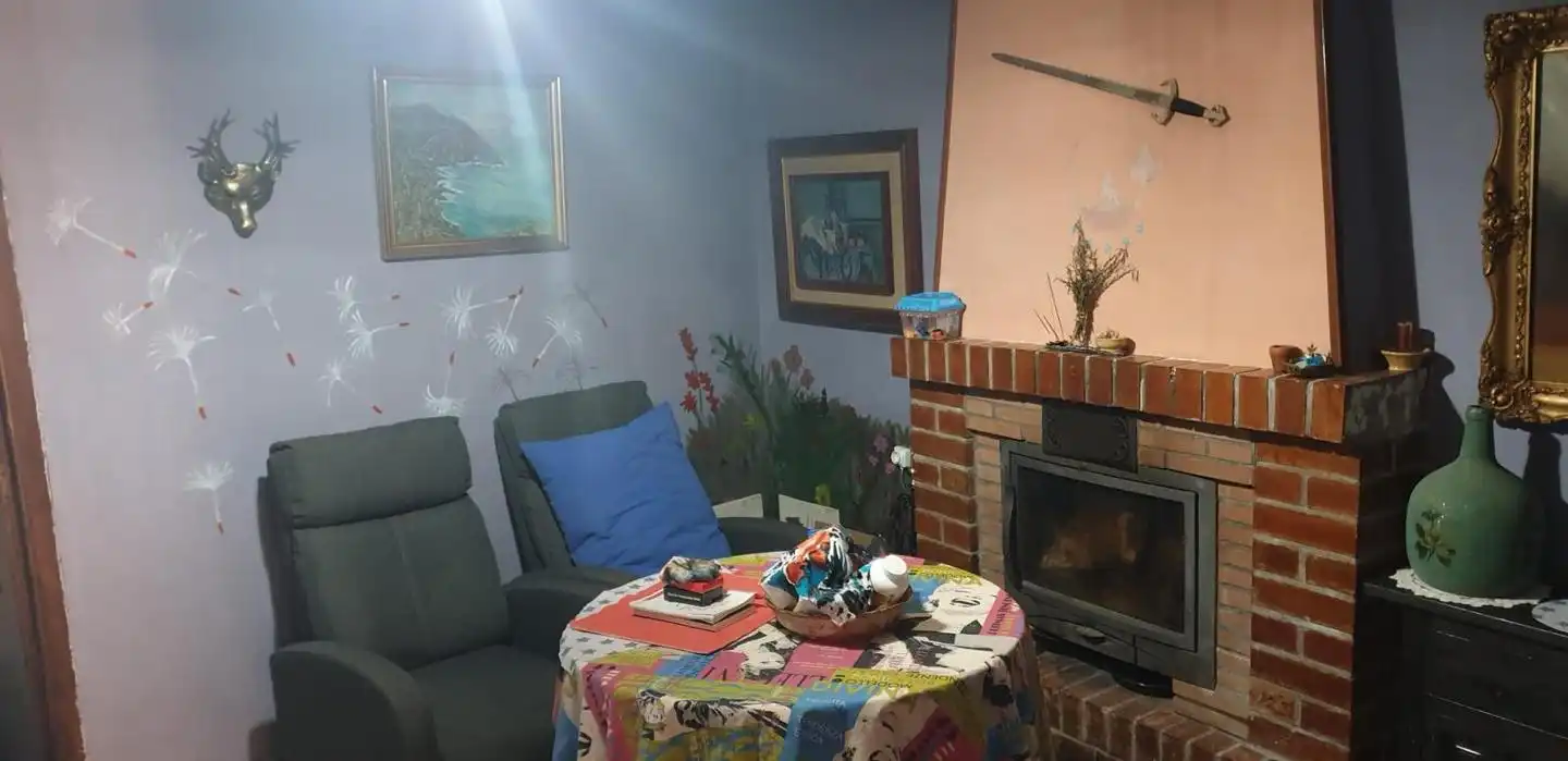 Sala d'estar de Casa o xalet en venda en Alcázar del Rey amb Traster
