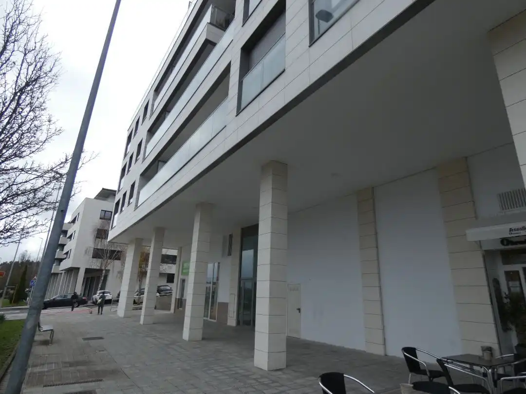 Local commercial à louer à Urduliz, imagen 2