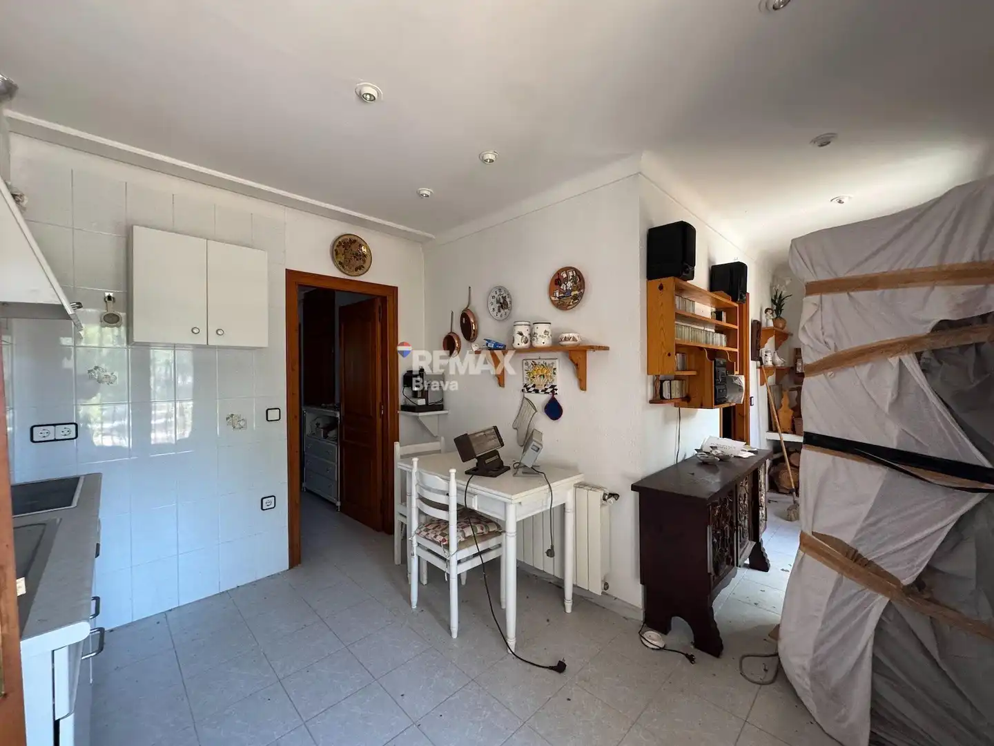 Houses for sale in Roses  with Terrace and Swimming Pool