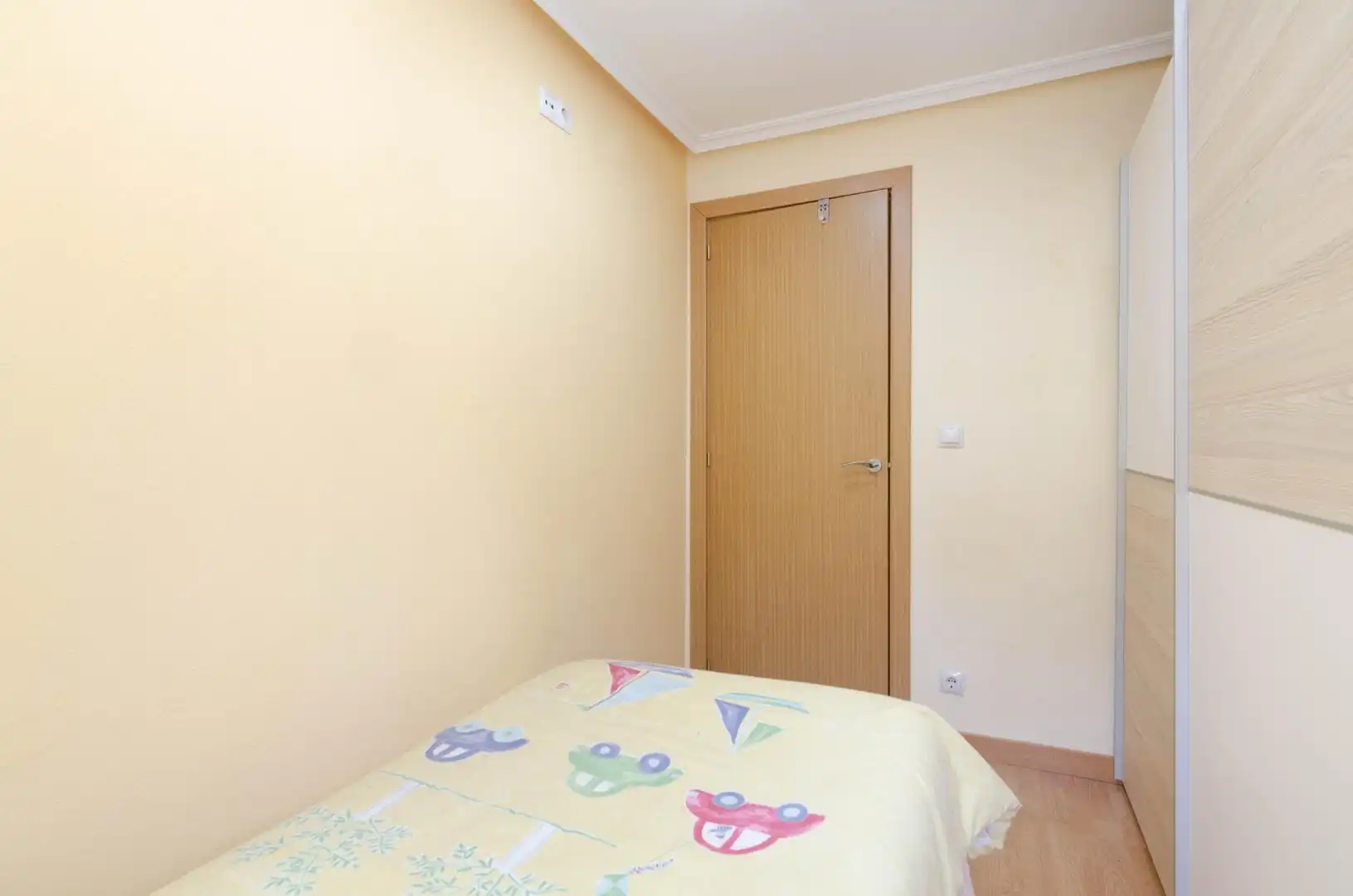 Habitación de Casa o chalet en venta en Langreo con Jardín privado y Amueblado