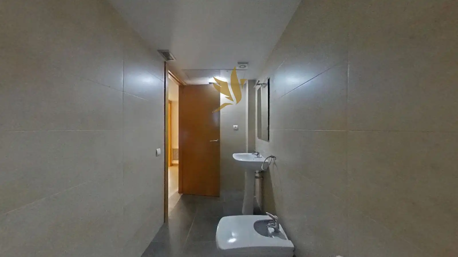 Badezimmer von Wohnung zum Verkauf in Badalona mit Terrasse