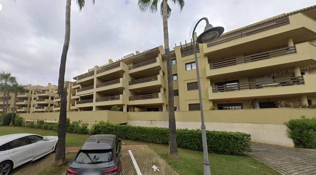 Piso en Venta en Avenida PUERTO SOTOGRANDE (PS) en Puerto de Sotogrande - La Marina