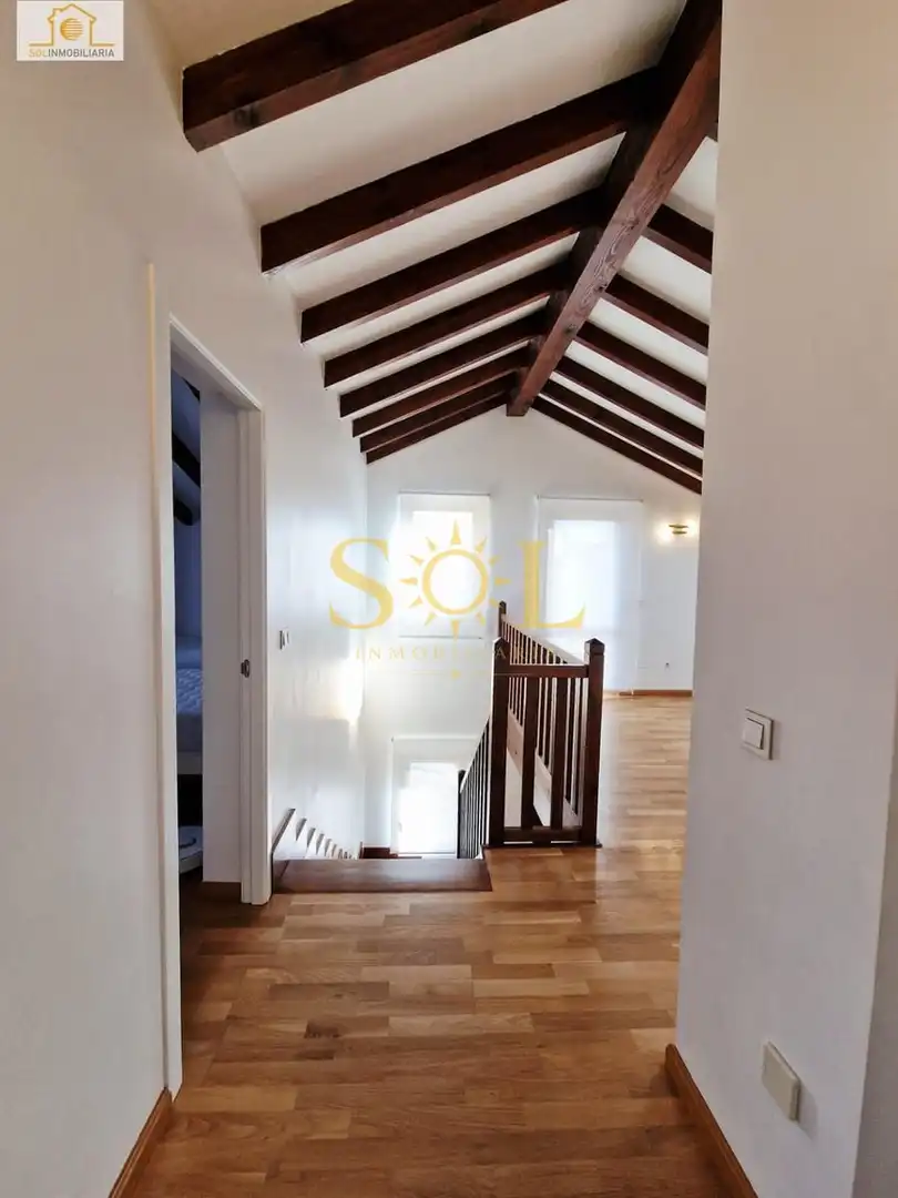 Casa o chalet en venta en Villaquilambre con Calefacción, Jardín privado y Parquet