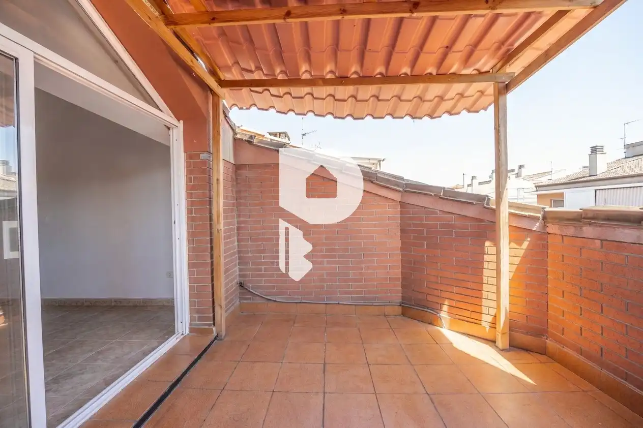 Terraza de Casa adosada en venta en Sant Vicenç Dels Horts con Aire acondicionado, Calefacción y Terraza