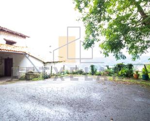 Exterior view of Country house for sale in Eibar  with Private garden and Balcony