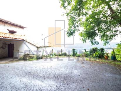 Vista exterior de Finca rústica en venda en Eibar amb Balcó