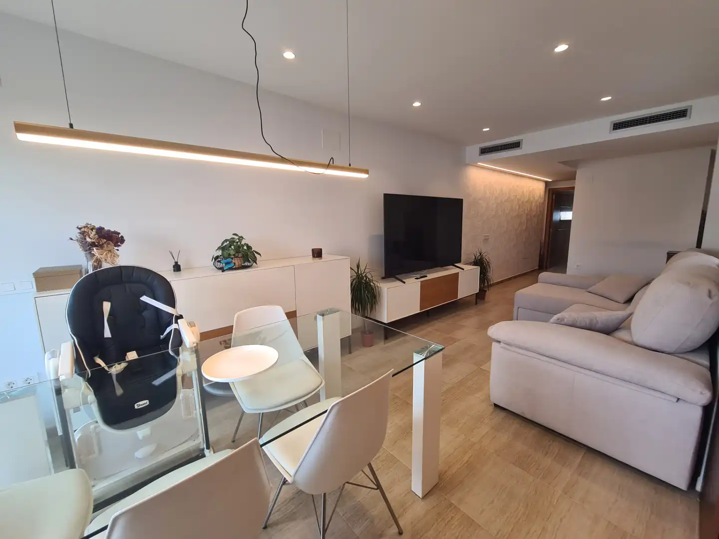 Sala d'estar de Dúplex en venda en Vinaròs amb Aire condicionat, Calefacció i Terrassa