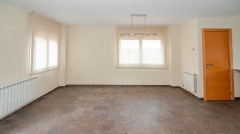 Foto 2 de Casa adosada en venda a Montjuïc, Girona Capital