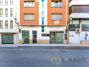 Local comercial en venda a Calle Pintor Agrasot