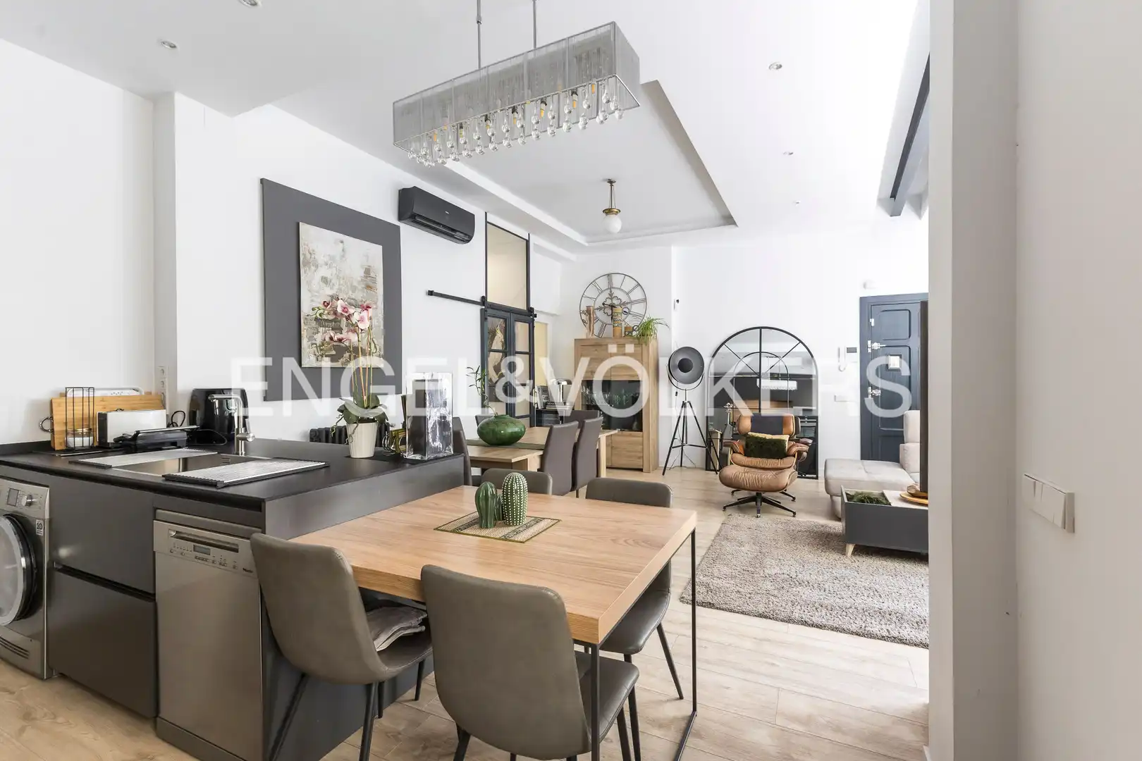 Wohnzimmer von Wohnung zur Miete in Madrid mit Klimaanlage, Heizung und Möbliert