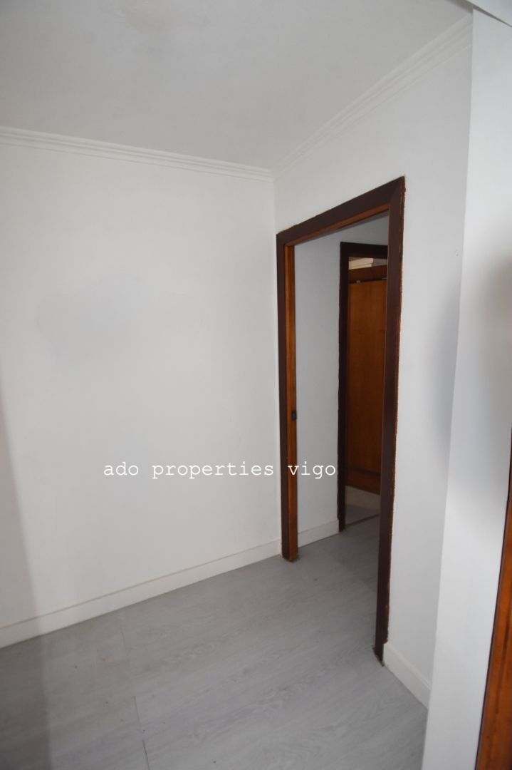 Pis de lloguer en Vigo  amb Calefacció, Forn i Rentadora