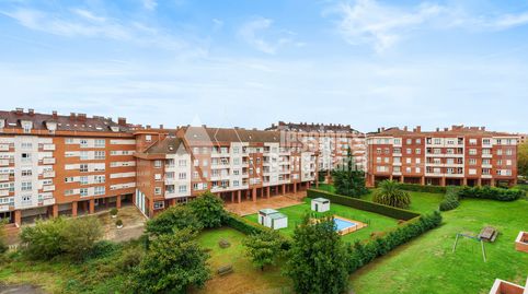 Photo 3 of Flat for sale in Calle Ramón Areces, Montevil, Gijón