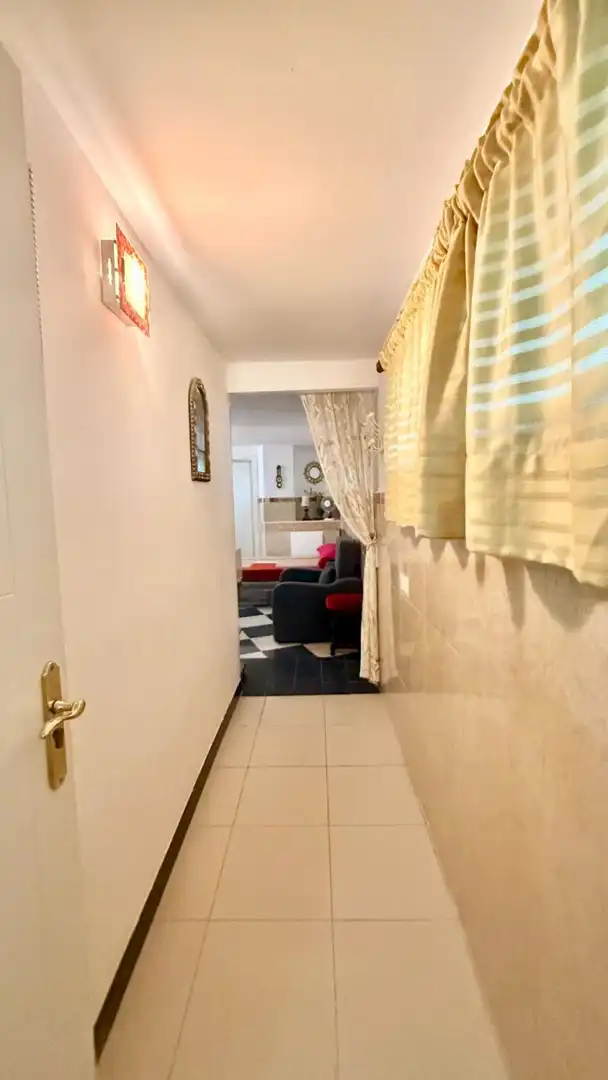 Wohnung zum Verkauf in Torremolinos mit Klimaanlage, Terrasse und Gemeinschaftspool