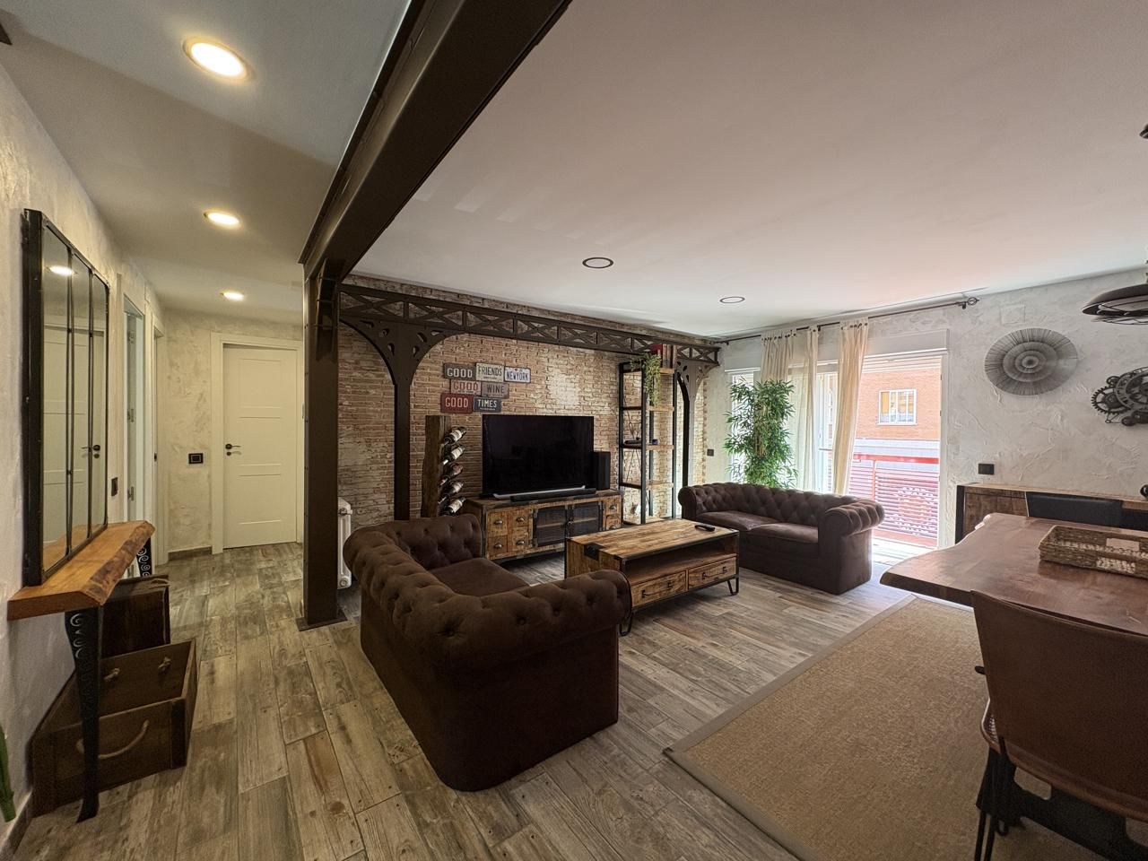Sala de estar de Piso de alquiler en  Madrid Capital con Aire acondicionado, Calefacción y Terraza