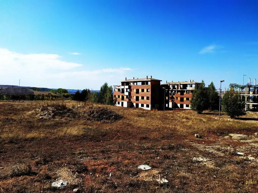 Land for sale in Buniel