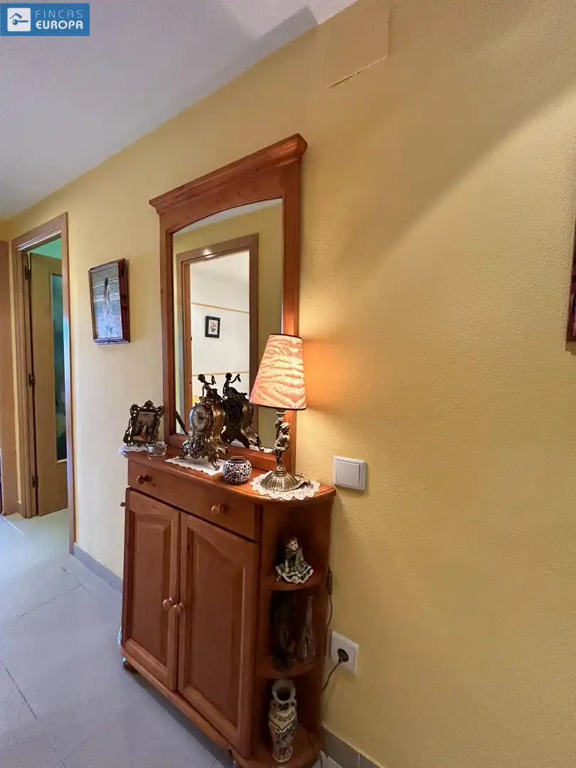 Dachboden zum Verkauf in Salou mit Klimaanlage, Privatgarten und Terrasse