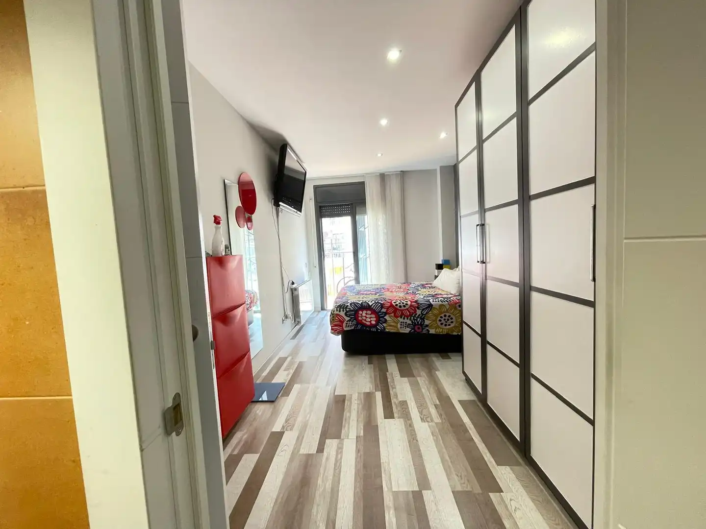 Schlafzimmer von Wohnung zum Verkauf in Badalona mit Klimaanlage, Heizung und Terrasse