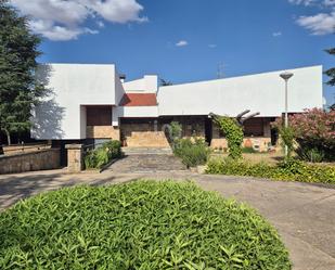 Vista exterior de Casa o xalet en venda en Salamanca Capital amb Calefacció i Terrassa