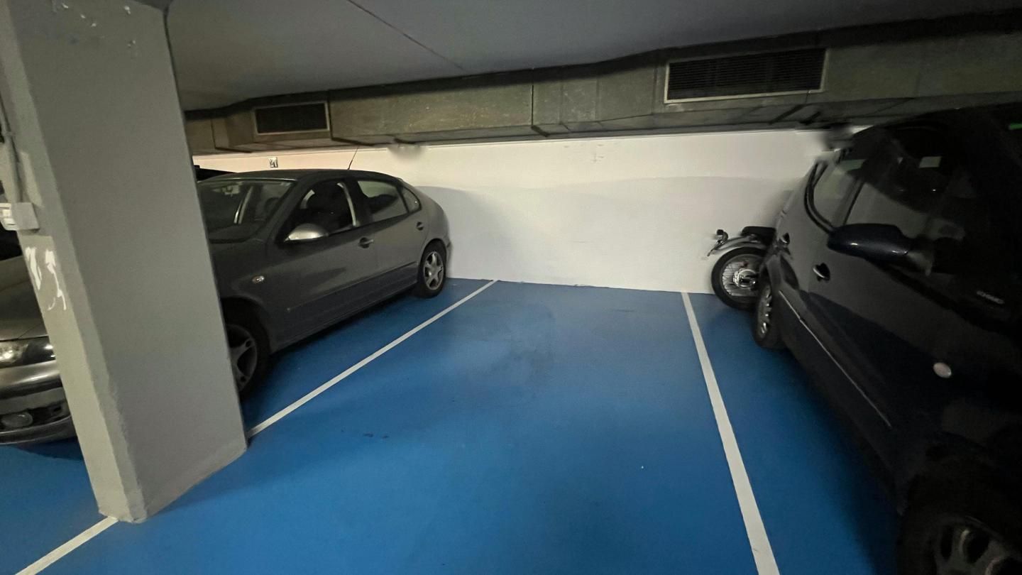 Garage to rent in Carrer de Biscaia, Navas, Sant Andreu,  Barcelona Capital