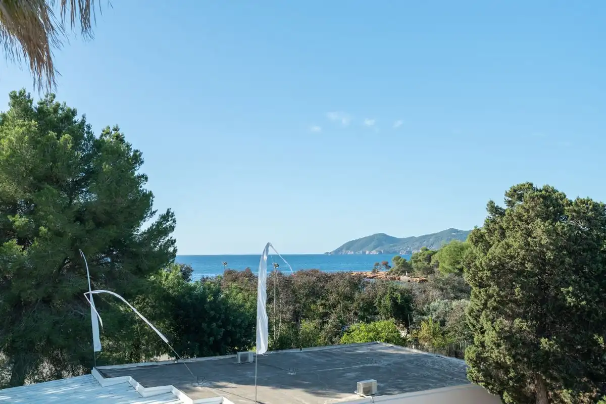 Terrasse von Dachboden zum Verkauf in Santa Eulària des Riu mit Klimaanlage, Heizung und Schwimmbad