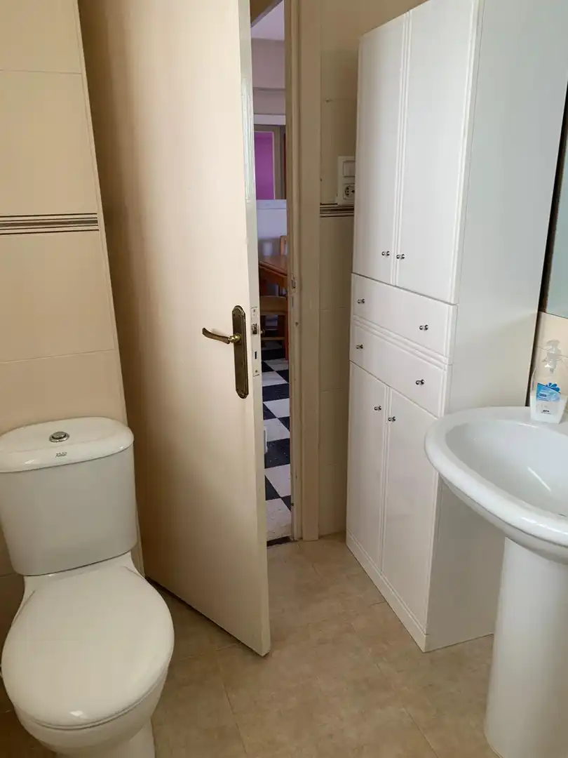 Baño de Apartamento de alquiler en Cartagena con Aire acondicionado, Terraza y Amueblado