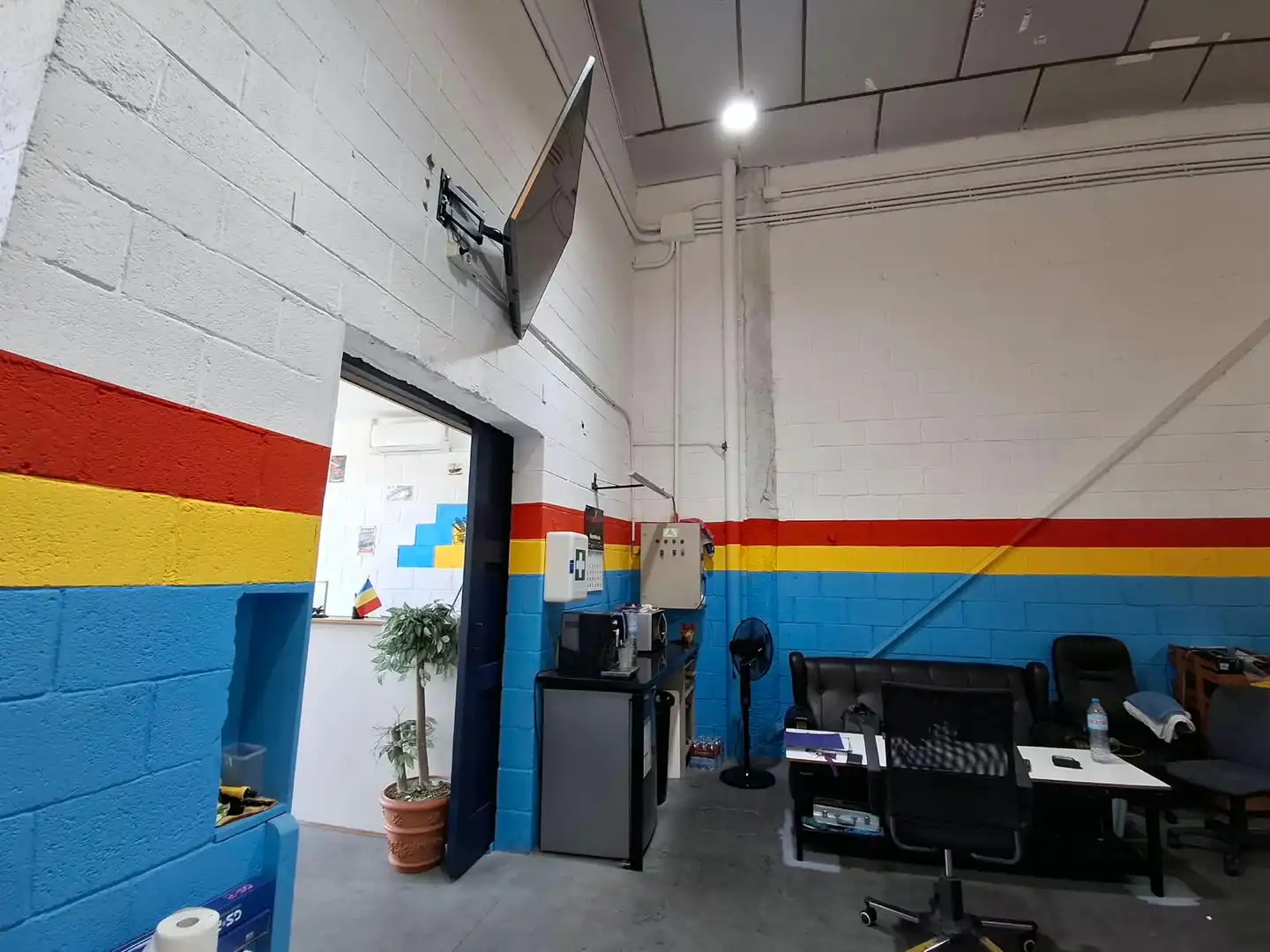 Industrial building to rent in Carrer del Mar Negre 20 12006, imagen 9