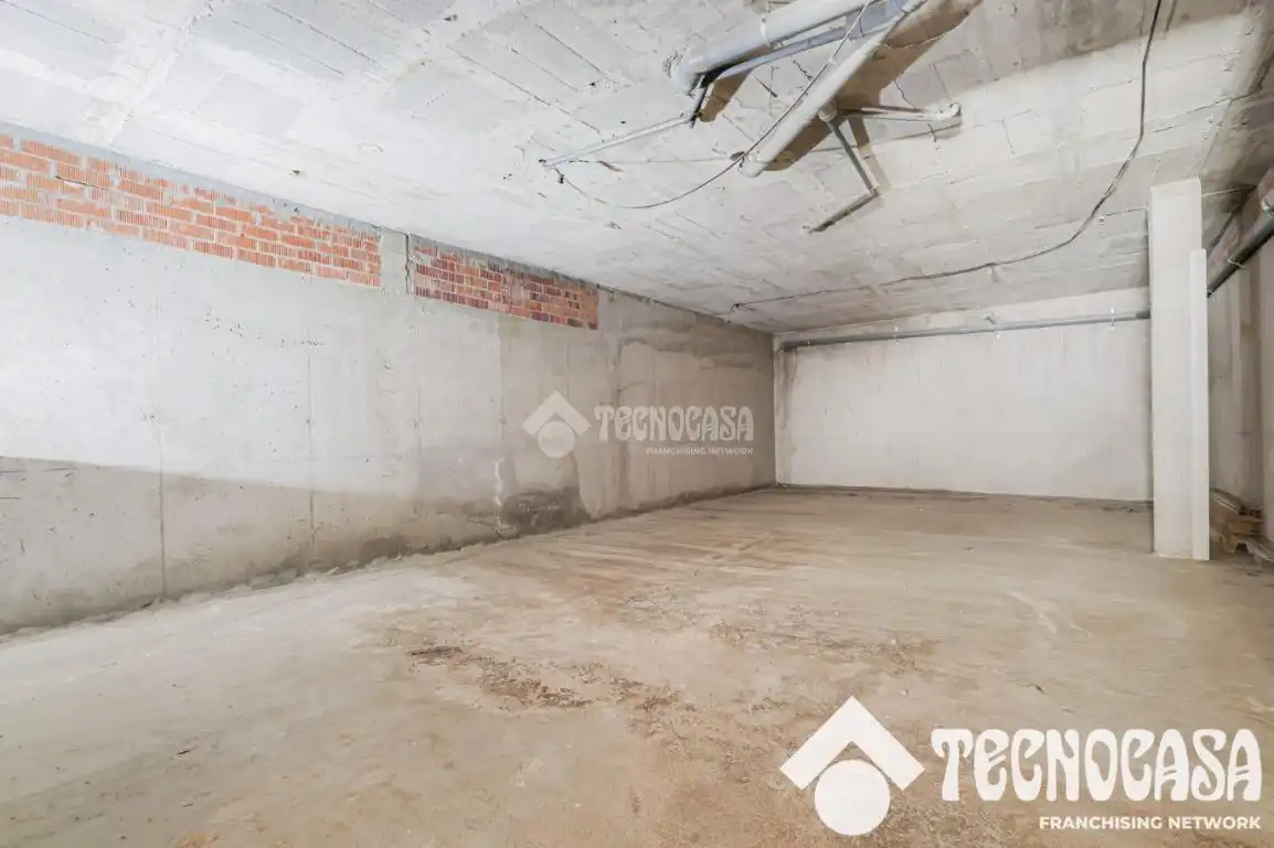 Local comercial en venda a Nou Barris, imagen 6