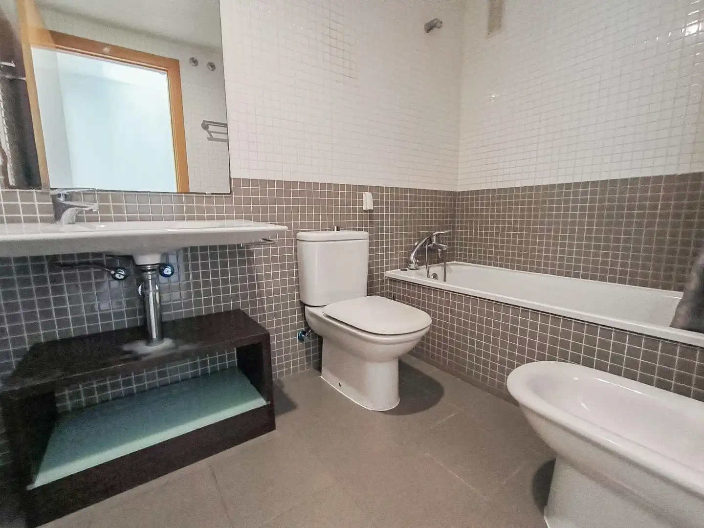 Apartament amb piscina en venda a Calle Presidente Adolfo Suárez, imagen 16