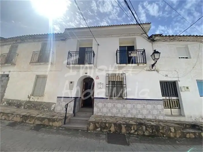 Terraced house for sale in Moclín