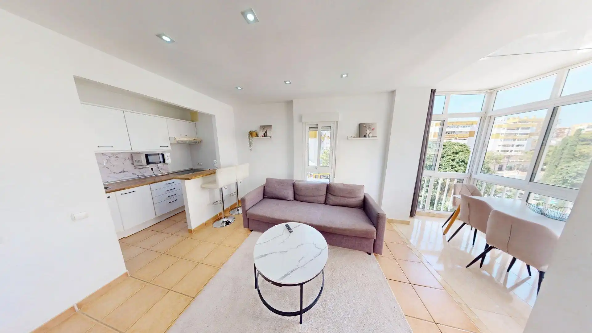 Exterior view of Flat for sale in Benalmádena  with Air Conditioner, Swimming Pool and Furnished