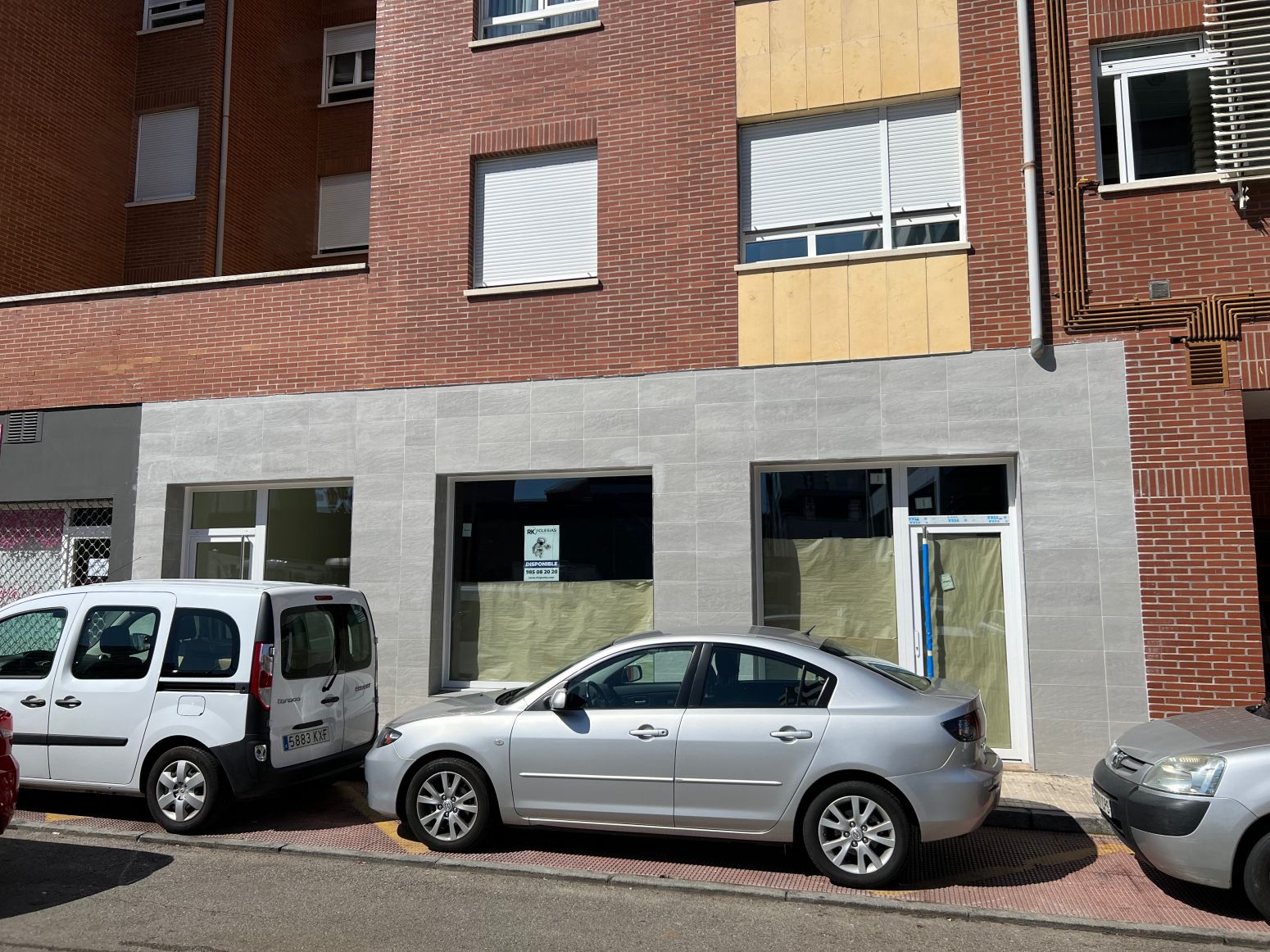 Exterior view of Premises to rent in Oviedo 