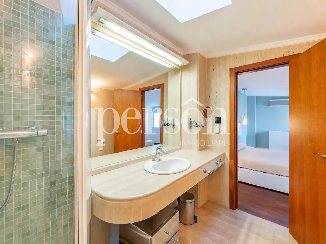Bany de Dúplex en venda en Mislata amb Aire condicionat, Parquet i Terrassa