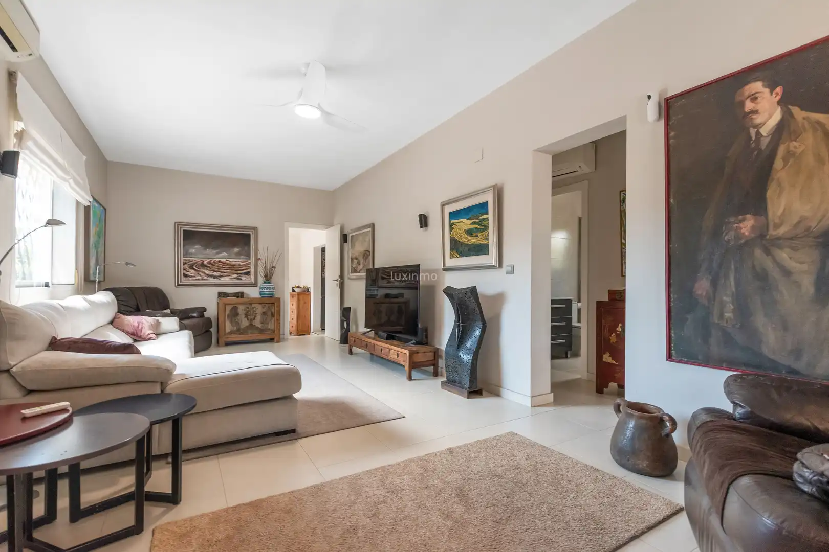 Sala d'estar de Casa o xalet en venda en L'Alfàs del Pi amb Aire condicionat i Terrassa