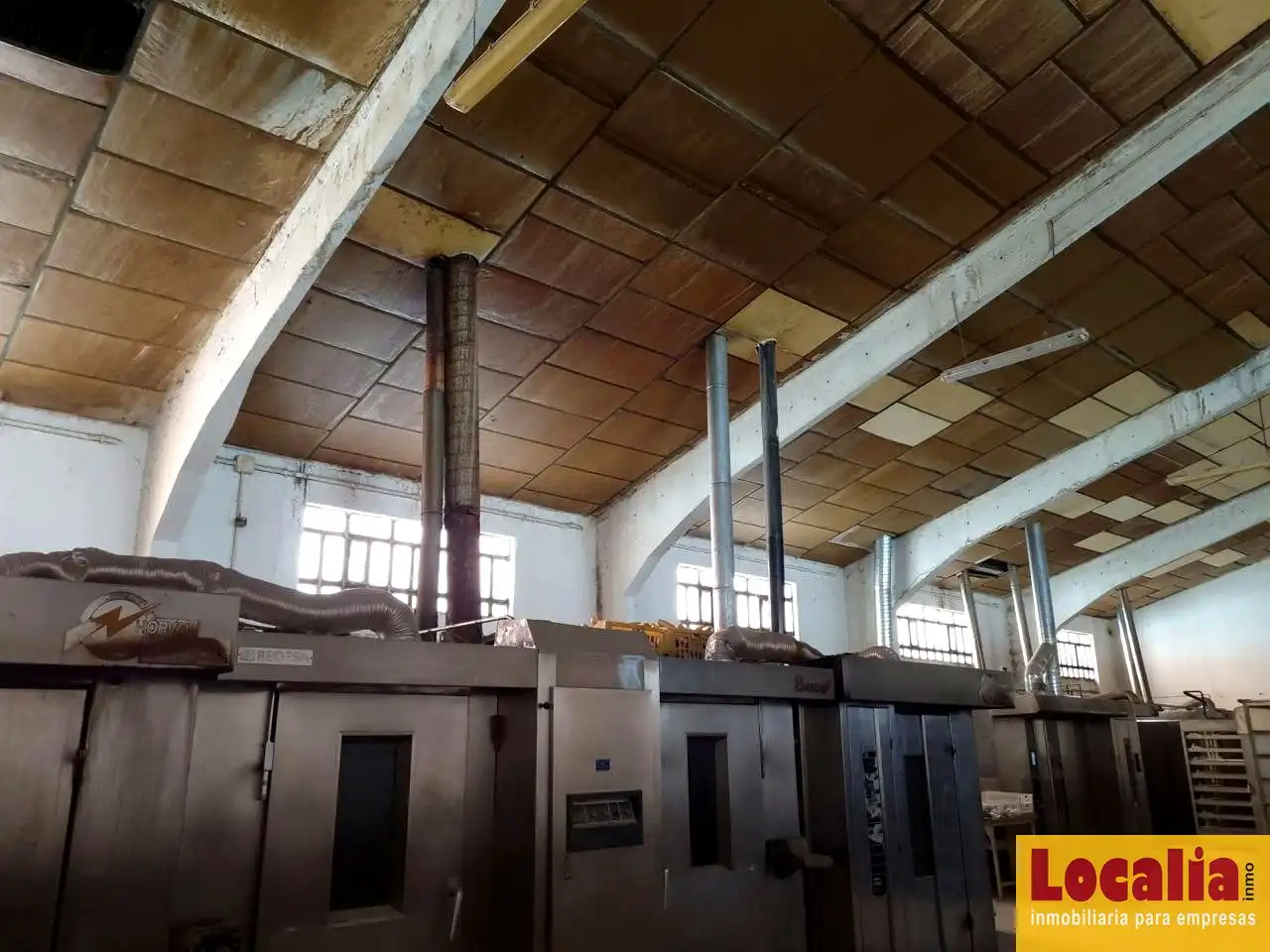 Nau industrial en venda a Somosierra
