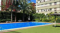 Swimming pool of Flat for sale in  Valencia Capital  with Air Conditioner, Terrace and Furnished