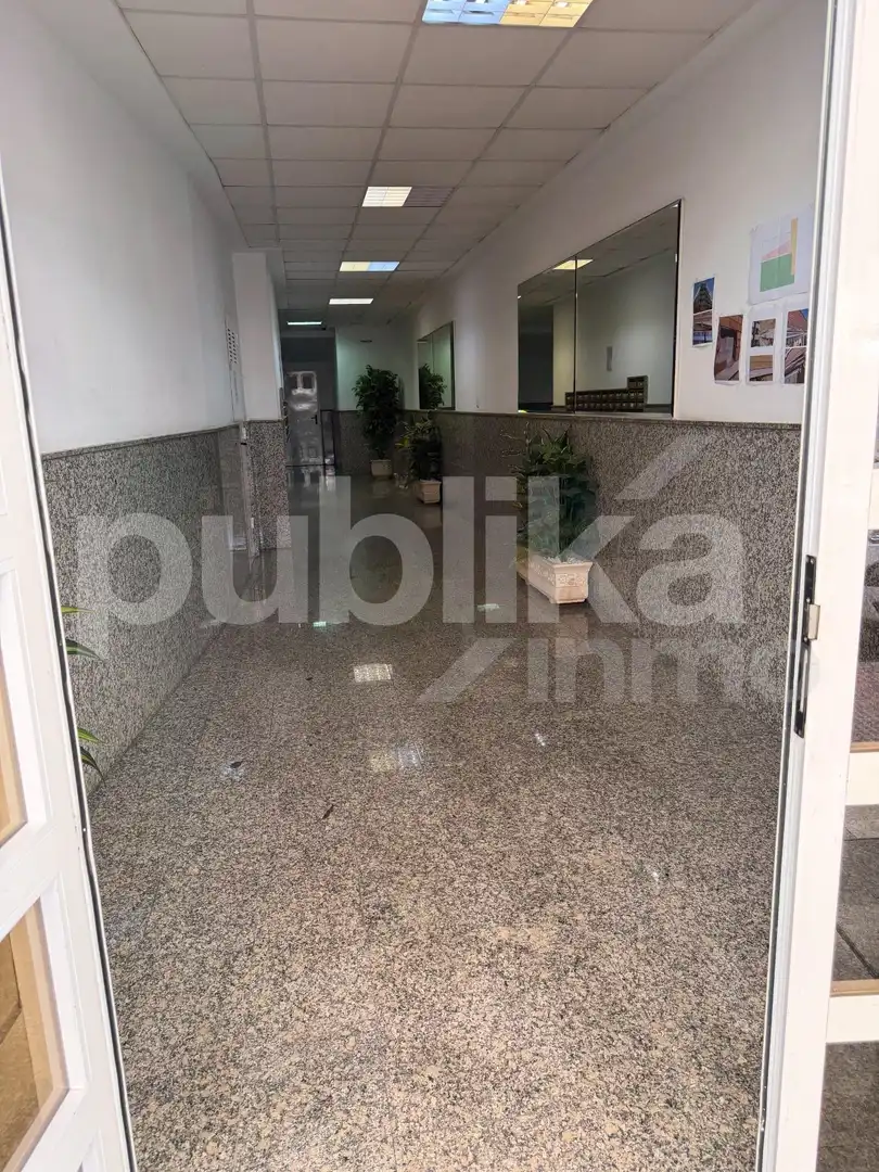 Aparcament de Pis en venda en Santa Pola amb Aire condicionat, Moblat i Balcó