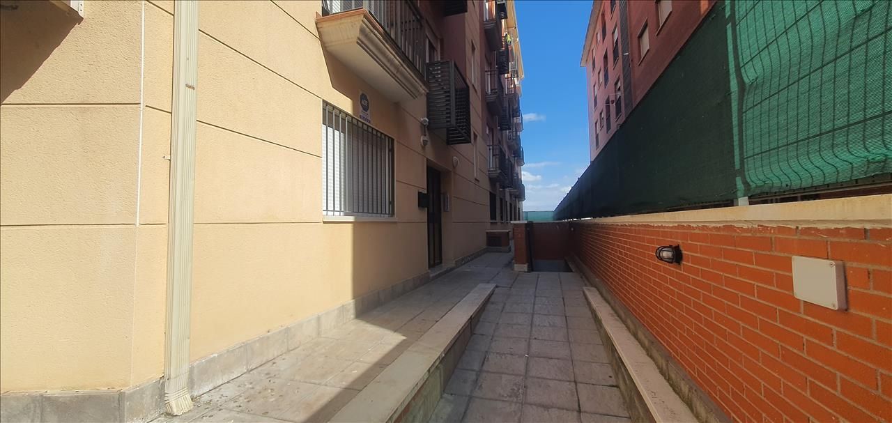 Vista exterior de Pis en venda en Ocaña