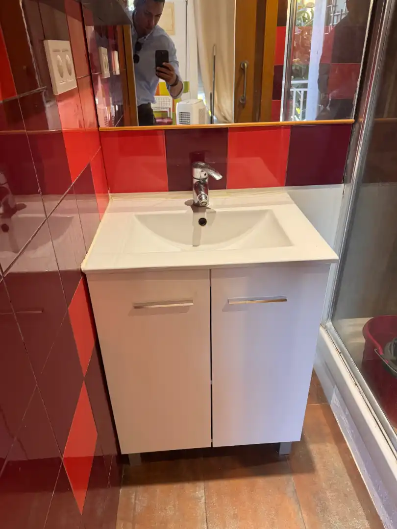 Baño de Estudio en venta en Sitges con Amueblado, Horno y Microondas