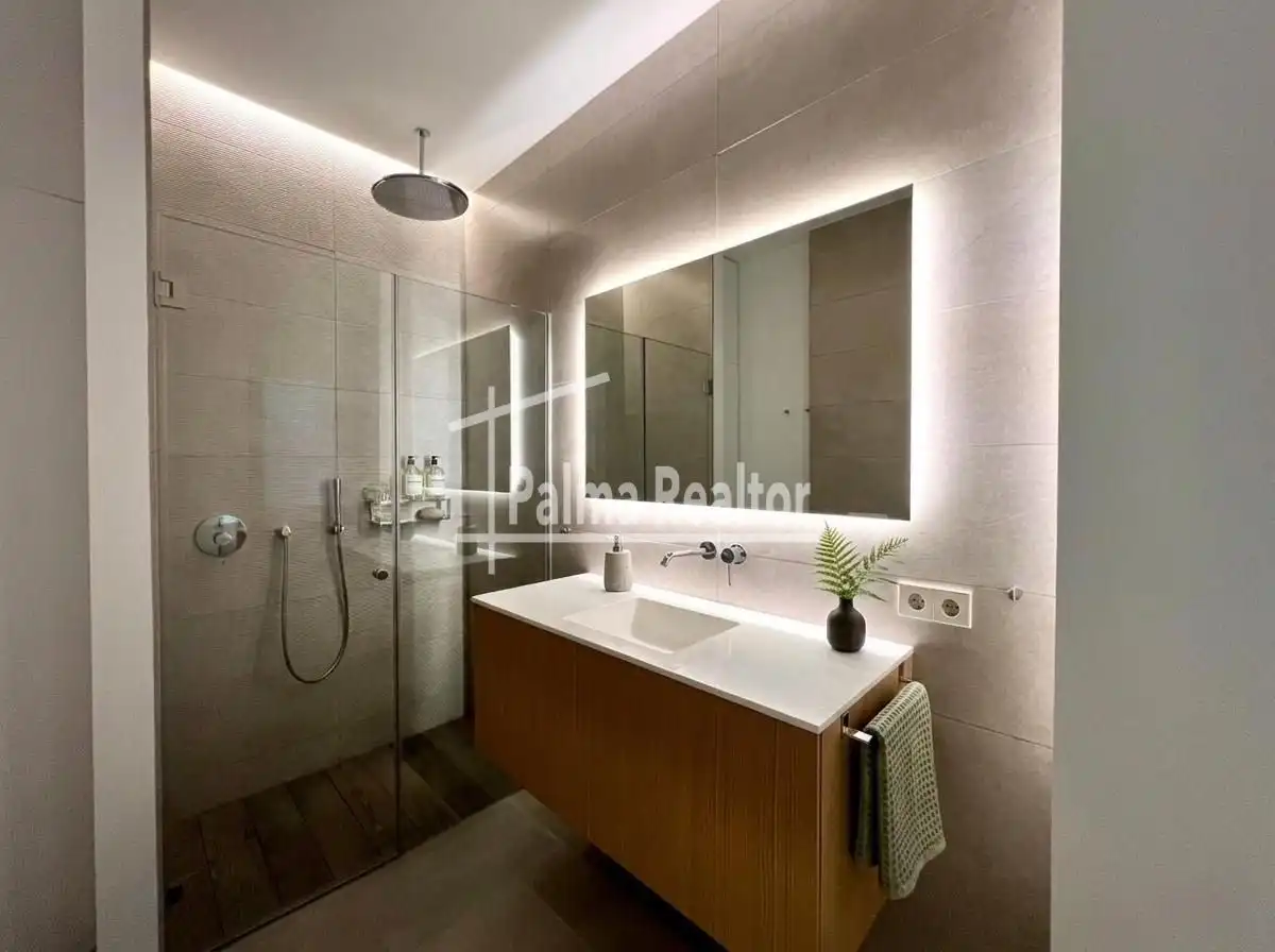Badezimmer von Loft zum Verkauf in  Palma de Mallorca mit Klimaanlage, Parkett und Balkon