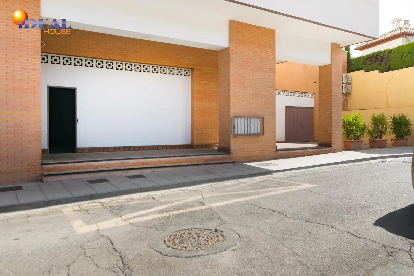 Business premises for sale in Cenes de la Vega, imagen 9