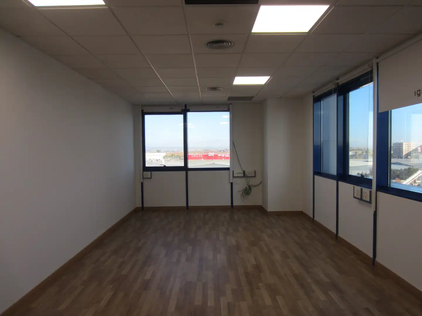 Office space with lift for sale in Avenida Ingeniería 7B, imagen 6