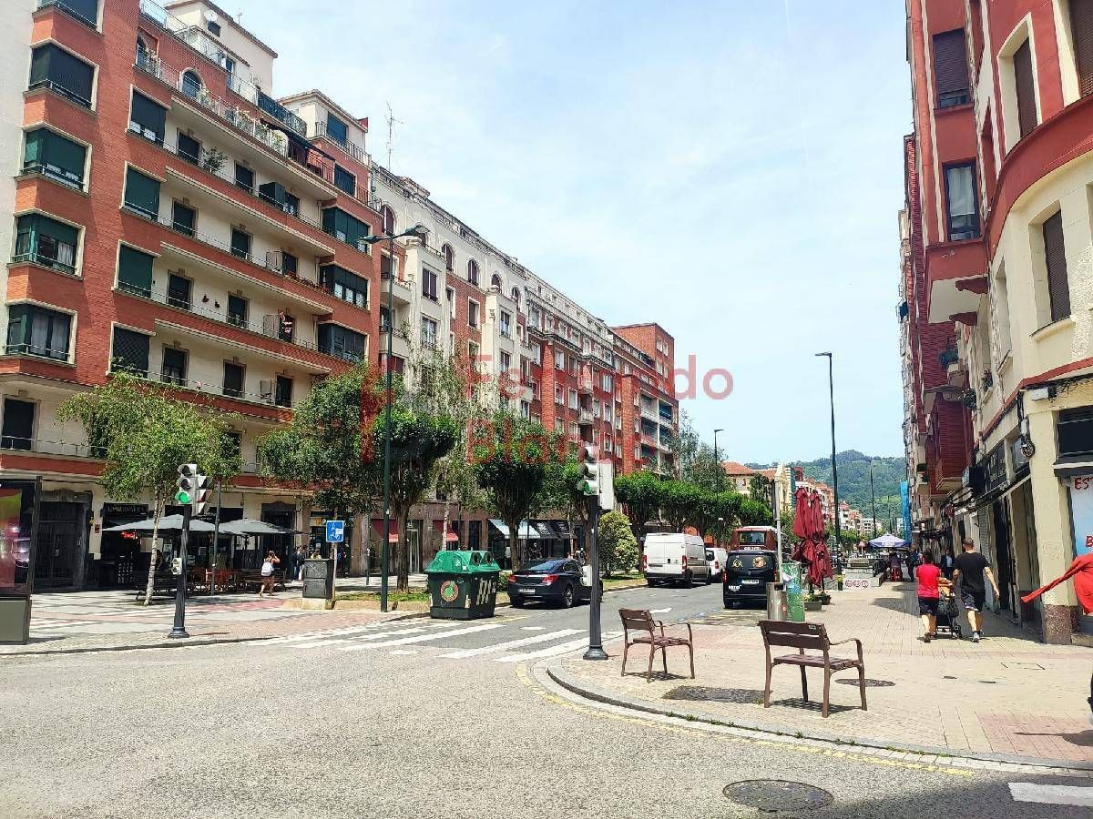 Exterior view of Flat to rent in Bilbao   with Heating, Terrace and Furnished