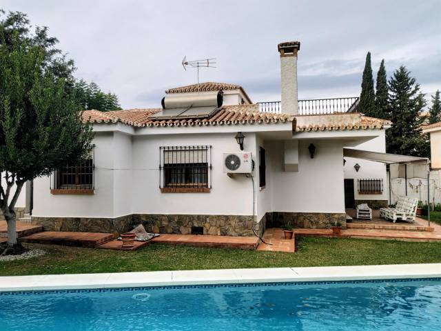 Casa-chalet en Venta en Cortijo de Maza - Finca Monsalvez - El Olivar