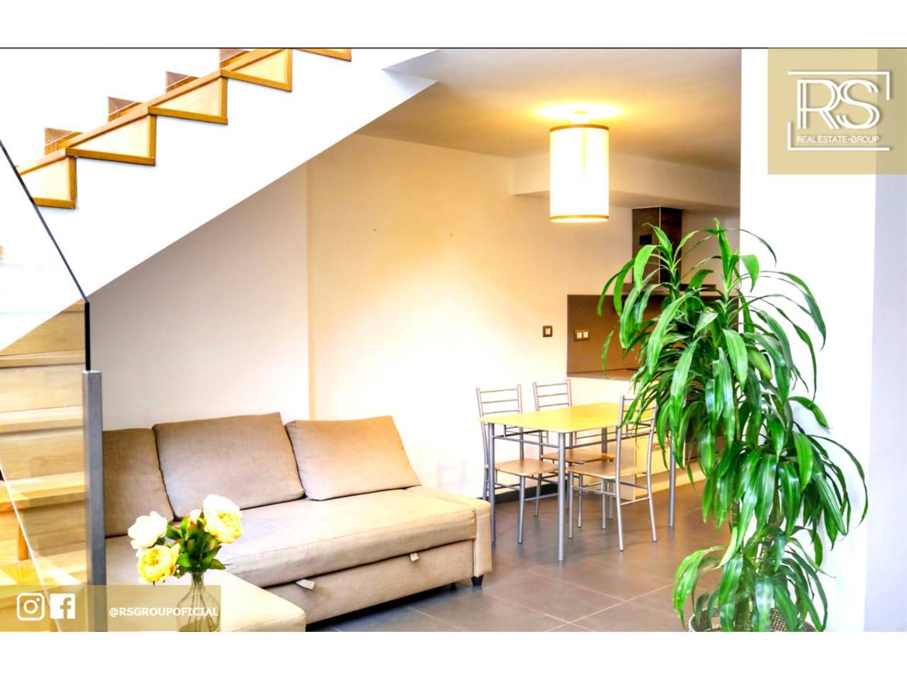 Living room of Duplex to rent in  Barcelona Capital  with Air Conditioner, Heating and Parquet flooring