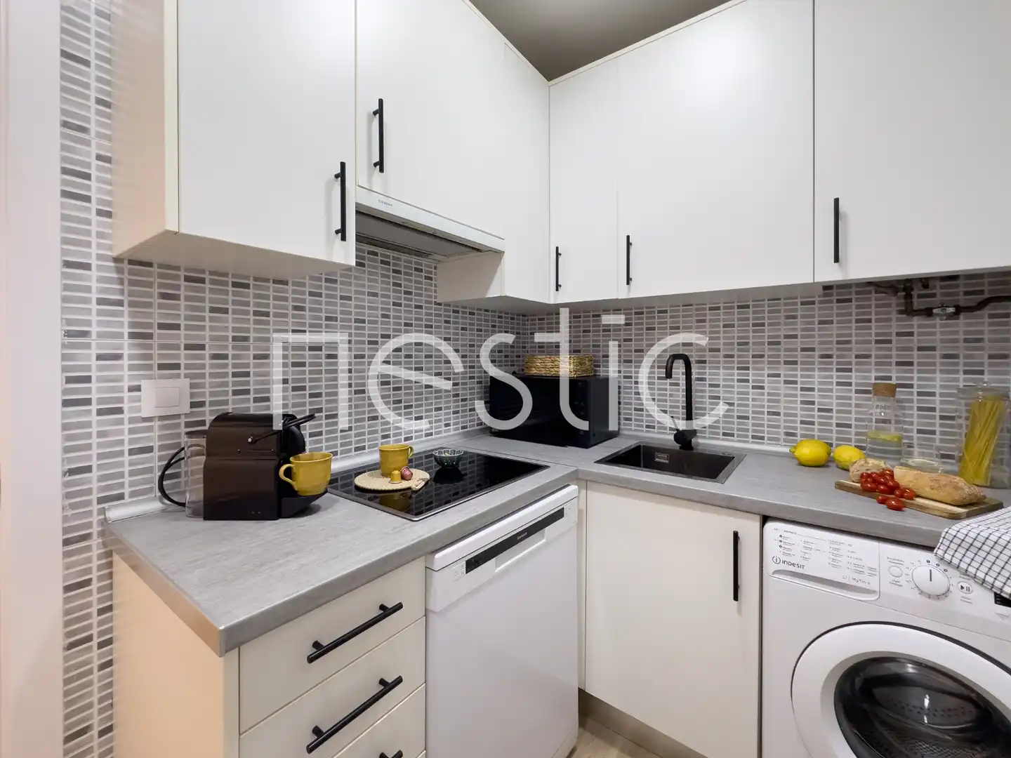 Kitchen of Apartments for rent in Madrid  with Heating, Furnished and Washing machine