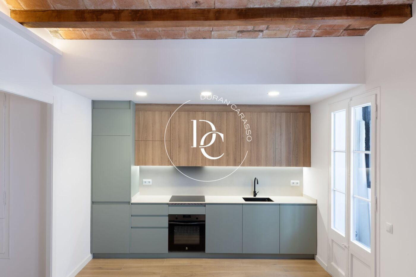 Kitchen of Flat for sale in  Barcelona Capital  with Air Conditioner and Heating