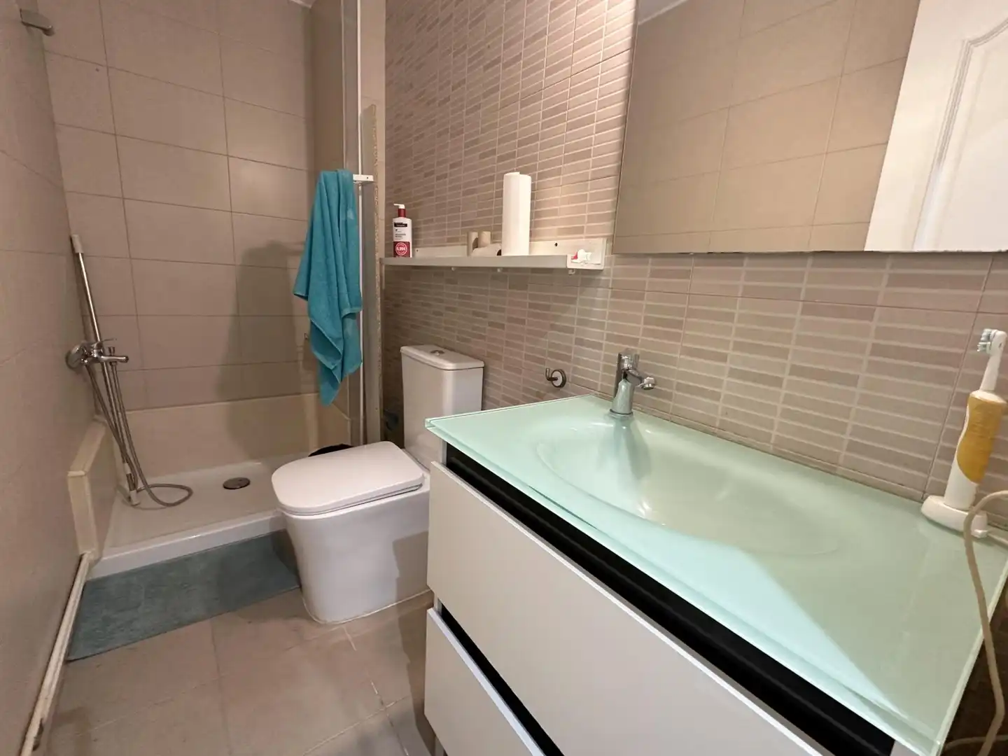Baño de Piso en venta en Sant Boi de Llobregat con Calefacción